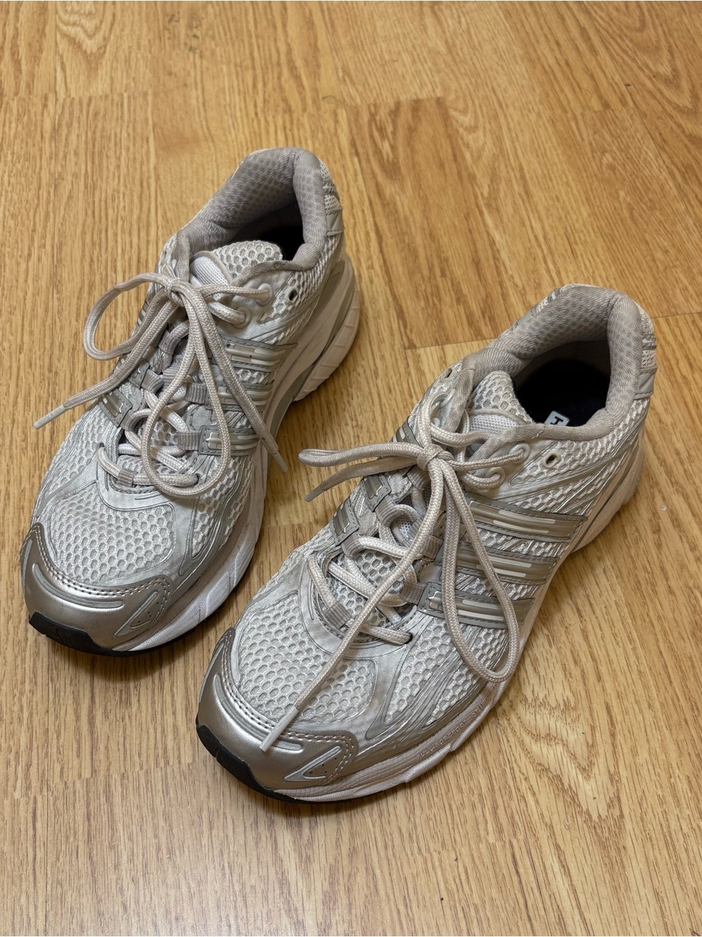 Women's Sporty & Rich Adidas Sneakers